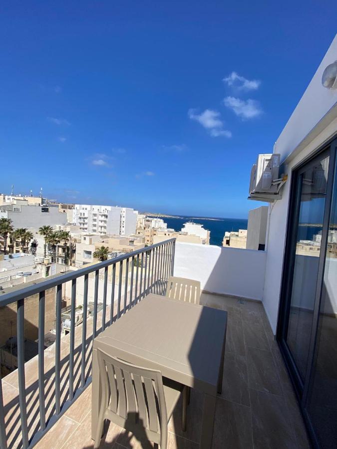 Broadway By The Sea Apartment St. Paul's Bay Exterior photo